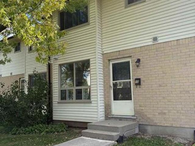 Townhouse for sale in London, Southwestern Ontario