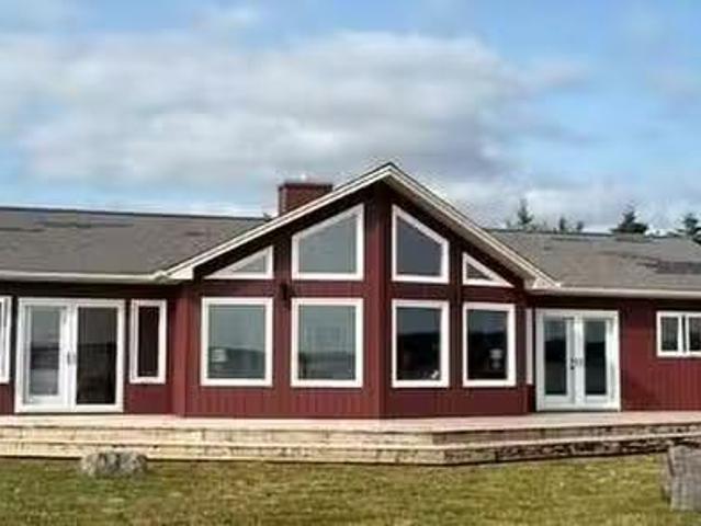 House for sale in Colinet, Newfoundland And Labrador