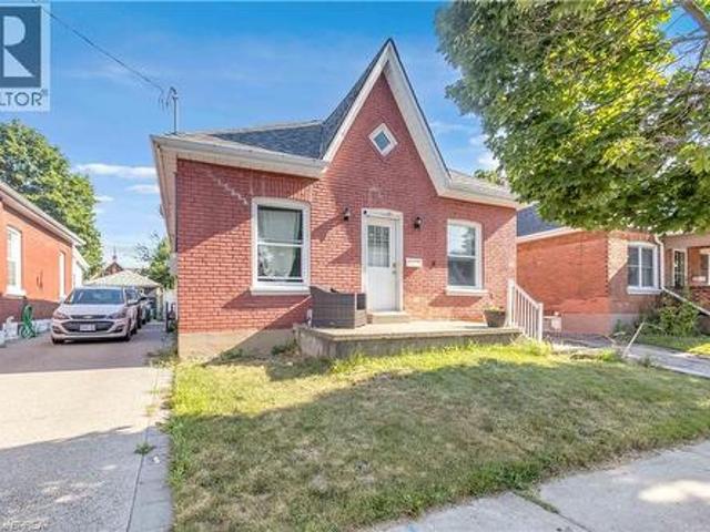 House for sale in Brant, Ontario