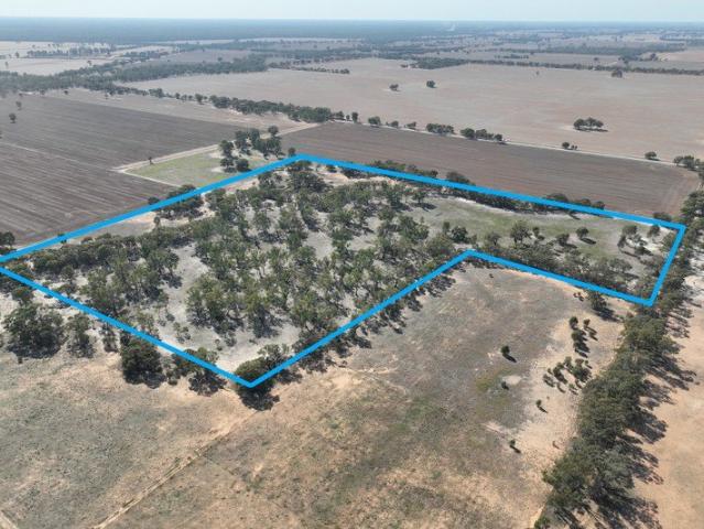 Cottage for sale in Yielima, Victoria