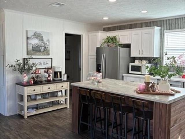 House for sale in Hooks, Texas