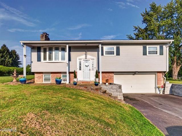 House for sale in Lewisburg, Union County