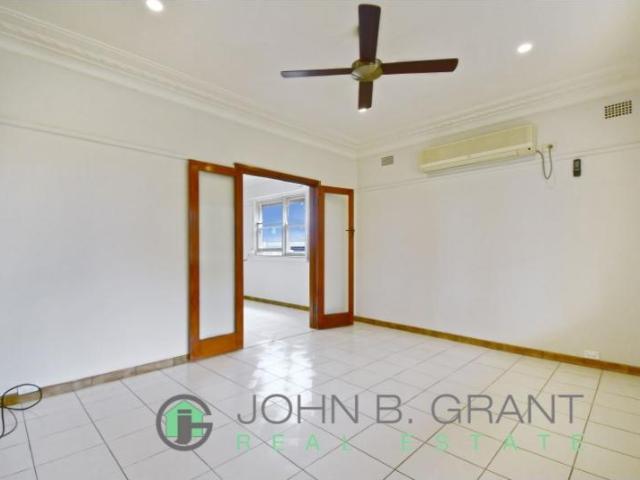 House for rent in Chester Hill