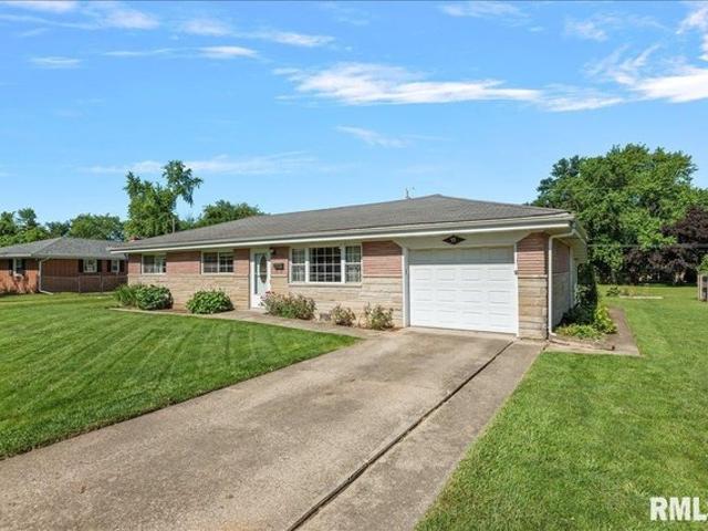 House for sale in Chatham, Illinois