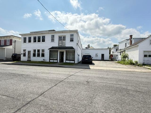 House for sale in Amsterdam, New York