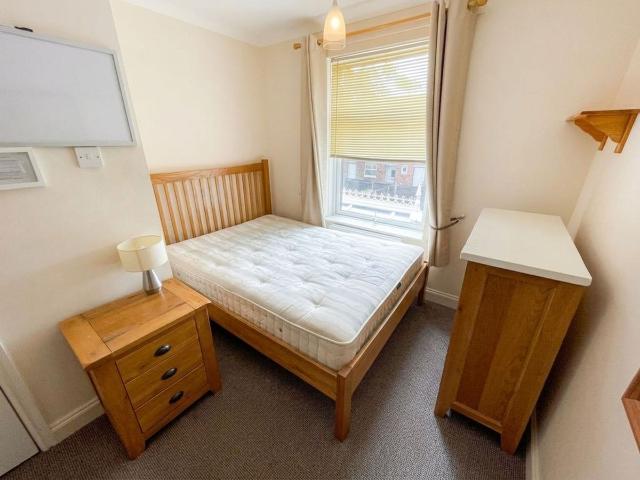 Room for rent in Heigham Grove, East Bank