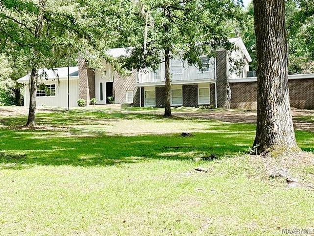 House for sale in Elmore, Alabama