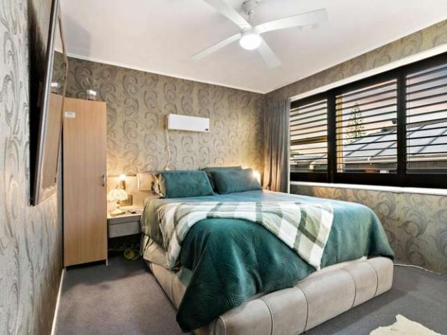 House for sale in Oratia, Oroua County