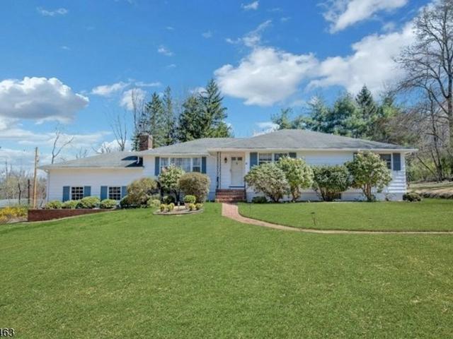 House for sale in Millington, New Jersey