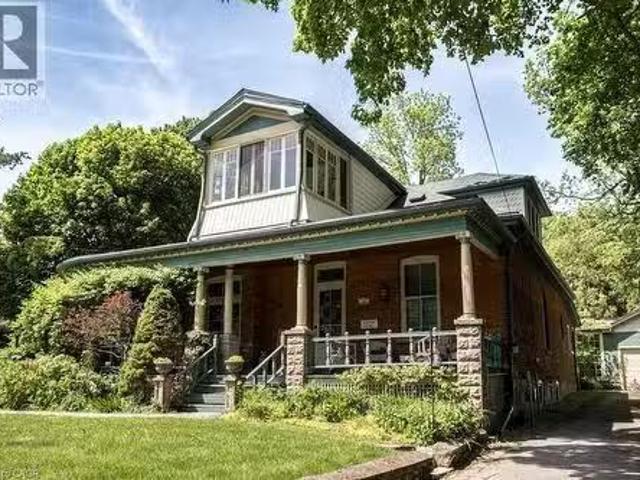 House for sale in Ancaster, Ontario