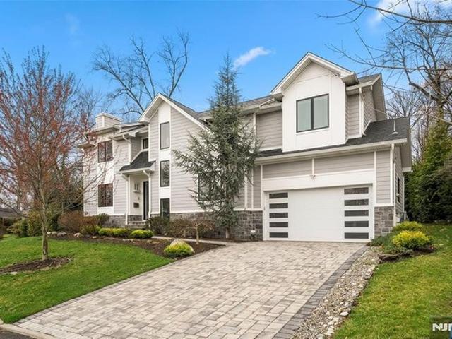 House for sale in Cresskill, New Jersey