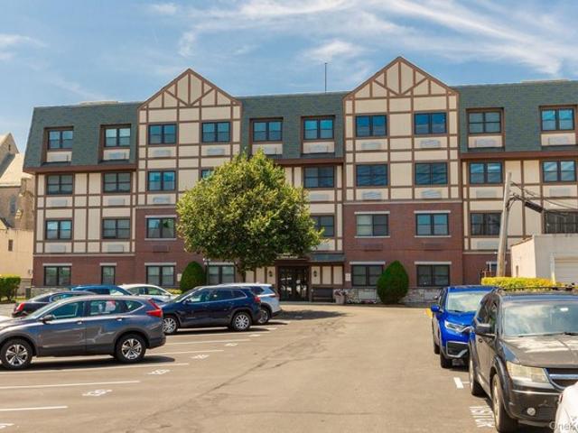 Condo for sale in Nassau, New York