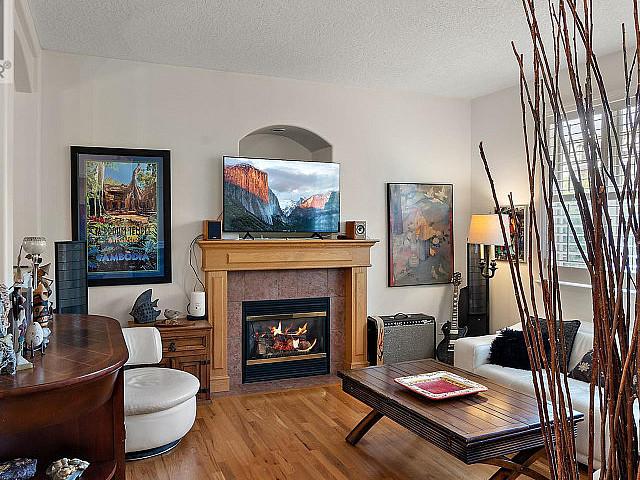Condo for sale in Victoria, British Columbia