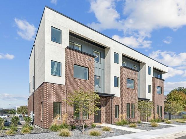 Townhouse for sale in Bountiful, Davis County