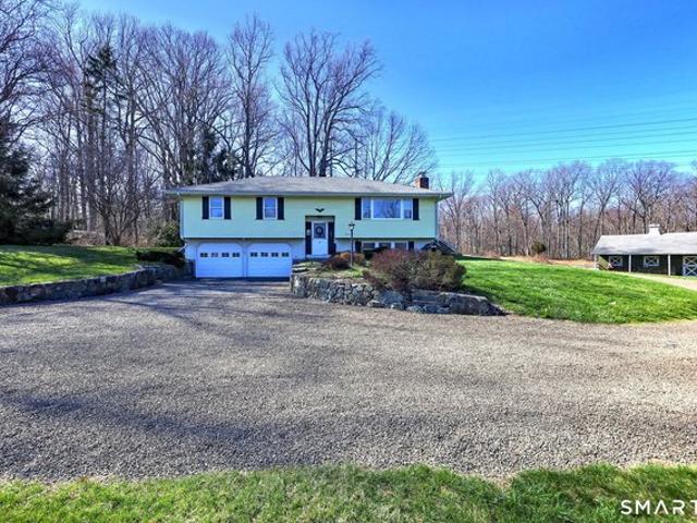 House for sale in Milford, Connecticut