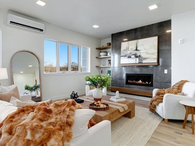 Condo for sale in Eagle