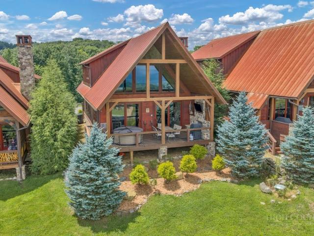 House for sale in Banner Elk, Avery County
