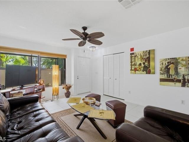 Condo for sale in Naples, Collier County