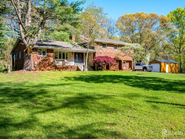 House for sale in Cliffwood, New Jersey