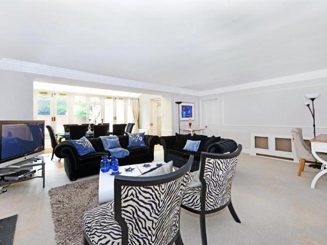 Apartment for rent in Swiss Cottage, Greater London