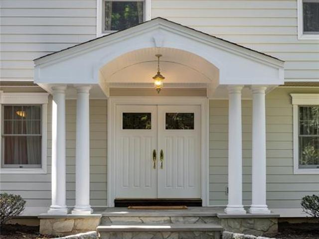 House for sale in Woodcliff Lake, New Jersey