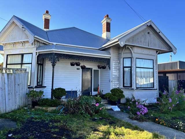 House for sale in Otakou