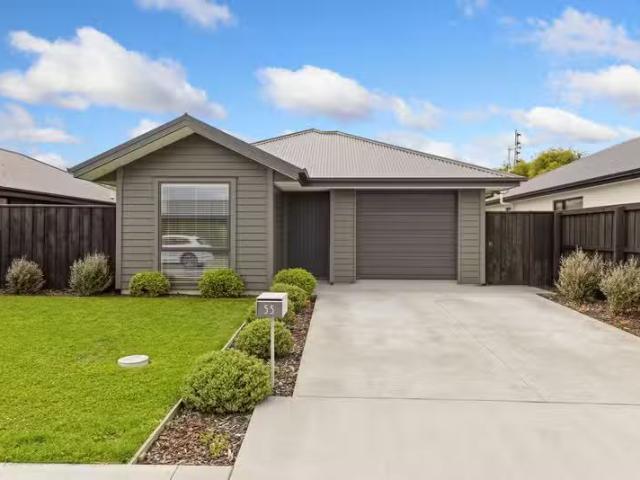 House for sale in Woodend, Canterbury