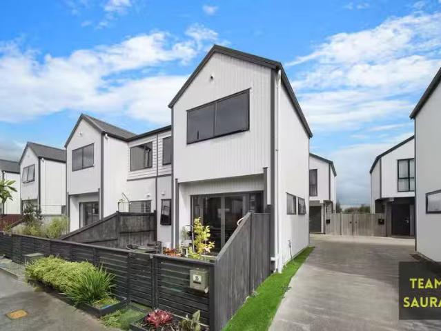 House for sale in Papakura