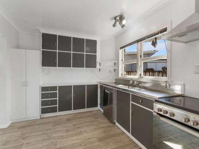 Townhouse for rent in Fordell