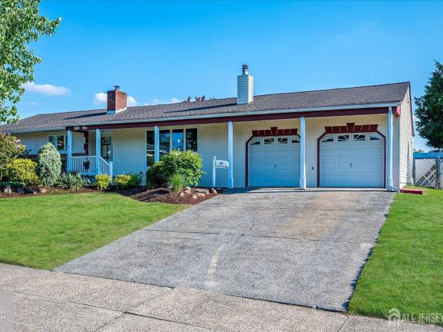 House for sale in Sayreville, New Jersey
