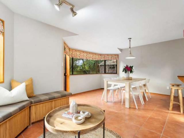 House for sale in Chaslands, Canterbury