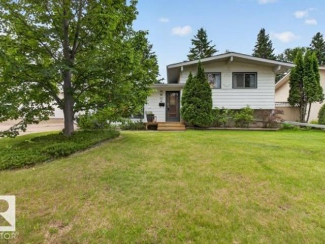 House for sale in Saint Albert, Alberta