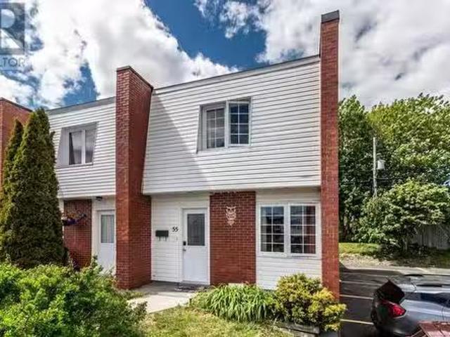 House for sale in Foxtrap, Newfoundland And Labrador