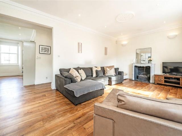 Apartment for rent in Royal Borough of Kensington and Chelsea, Greater London