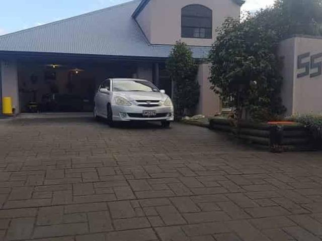 House for rent in Chaslands, Canterbury