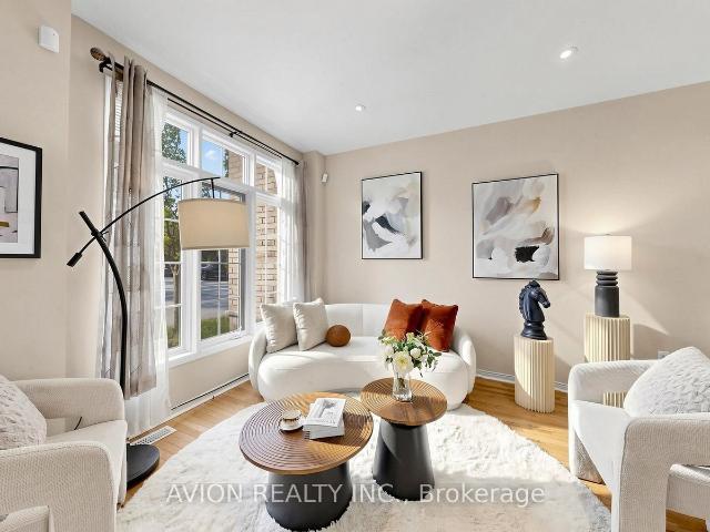Townhouse for sale in Woburn, Ontario