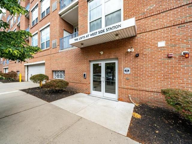 Condo for sale in Hudson, New Jersey