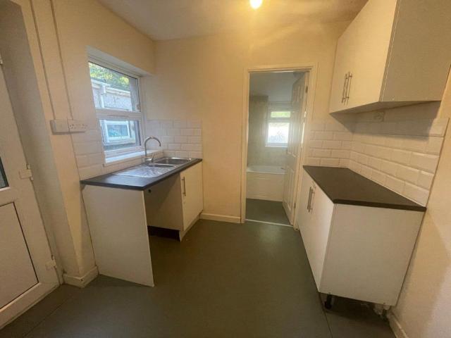 Apartment for rent in Llanhilleth, Wales