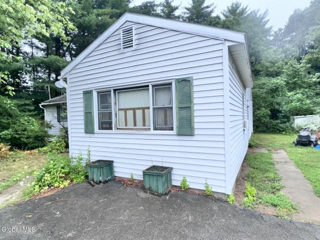 House for sale in Saratoga, New York