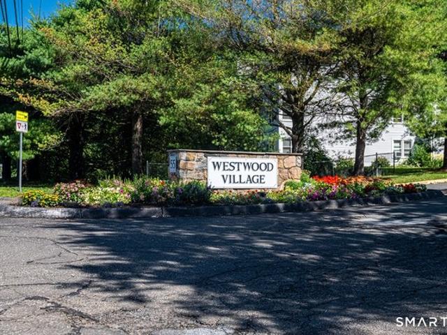 Townhouse for sale in Danbury, Connecticut