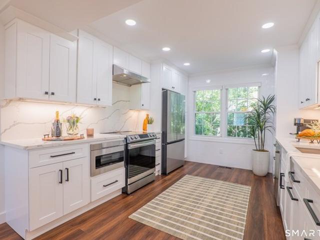 Townhouse for sale in Danbury, Connecticut