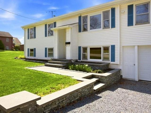 House for sale in Middletown, Rhode Island