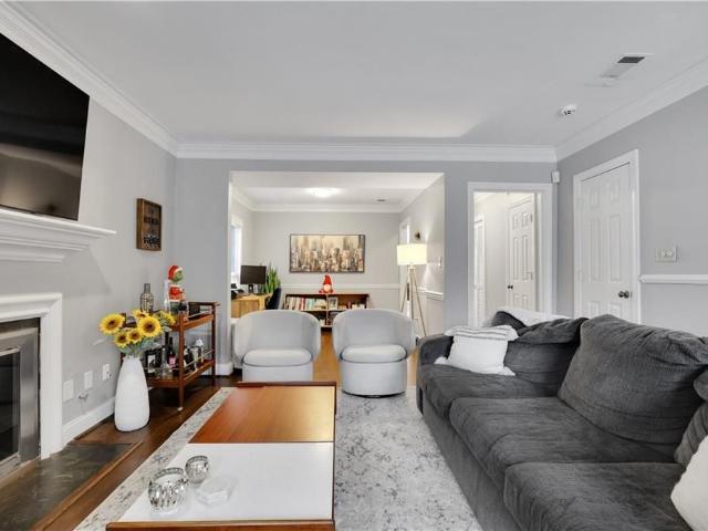 Townhouse for rent in Sandy Springs, Georgia