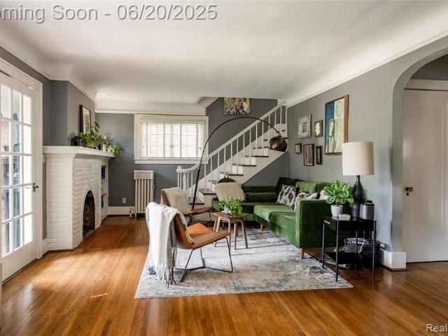 House for sale in Pleasant Ridge