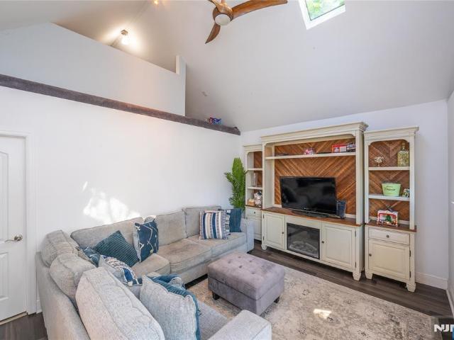 House for sale in Hillsdale, Bergen County