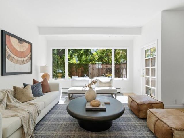 Condo for sale in Mill Valley, California
