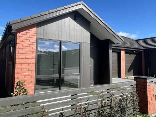 House for rent in Awhitu, Oroua County