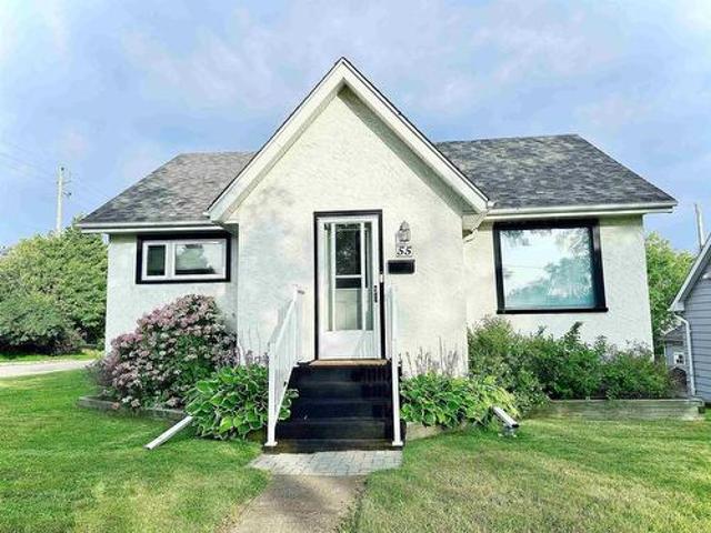 House for sale in Thunder Bay, Ontario
