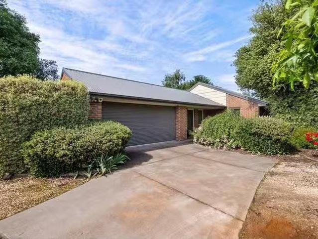 House for rent in Romsey, Victoria