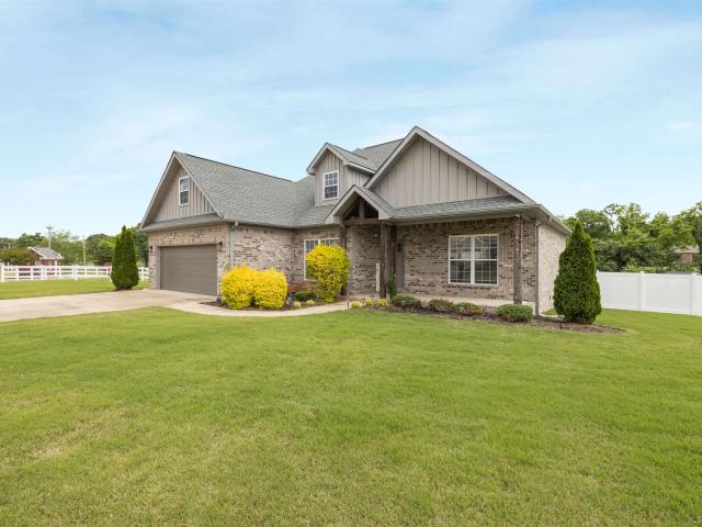 House for sale in Rogersville, Alabama